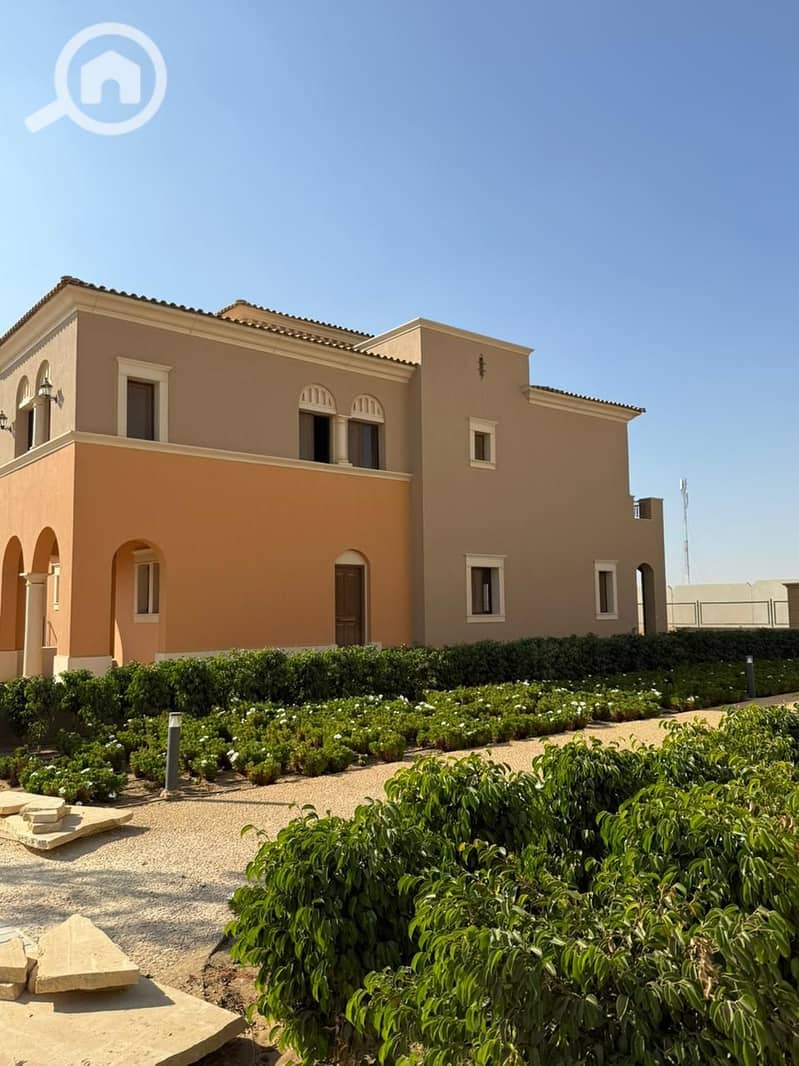 10 WhatsApp Image 2025-11-02 at 13.25. 50_8ea8dca3. jpg