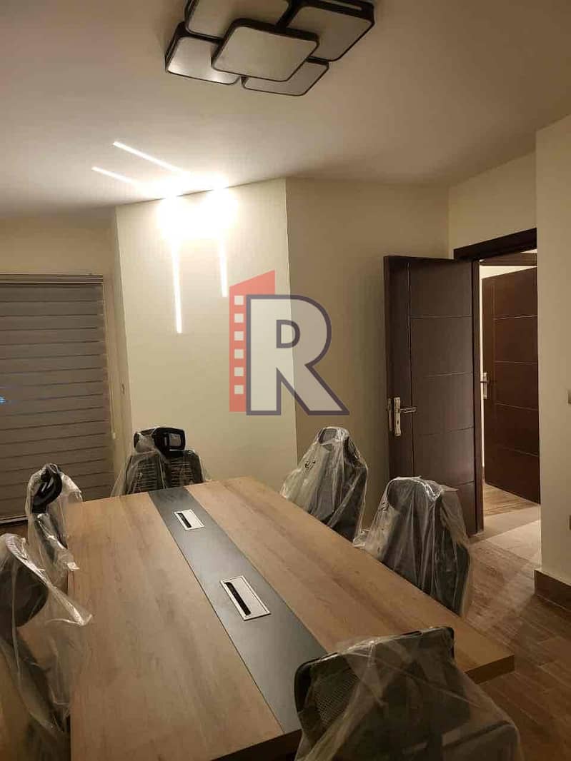 3 b22bb542-7c97-4148-9973-421e2c5e0ac1. jpg