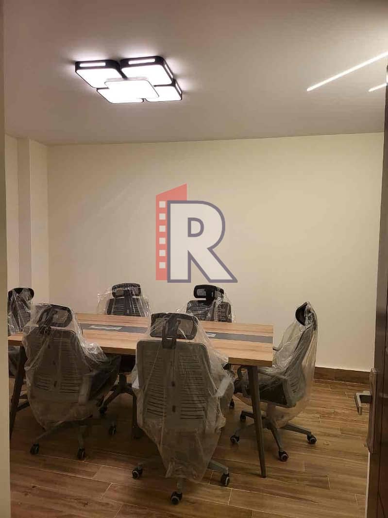 10 b5403c74-9b44-4d4b-a6c7-4fab6c9bafc9. jpg