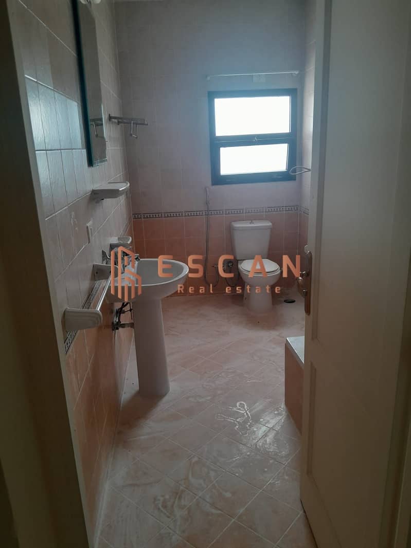 14 U229317 (5). jpeg