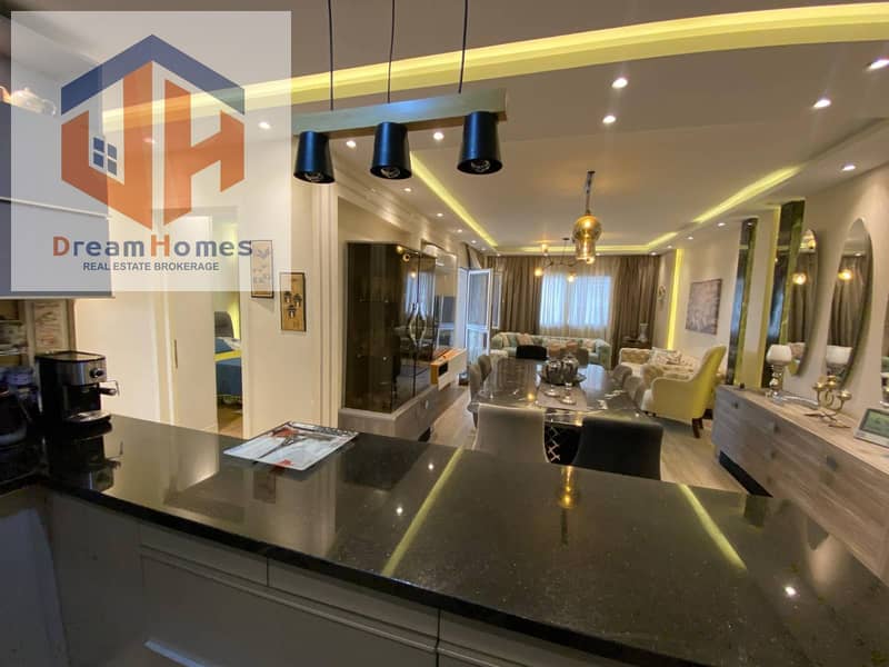 4 571564804_827458256837069_5056691873553000329_n. jpg