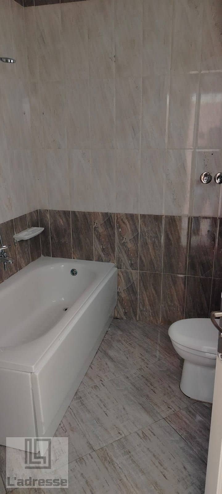 12 IMG-20251102-WA0122. jpg