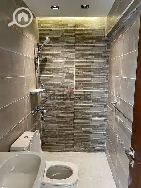 17 87146461-800x600. jpeg