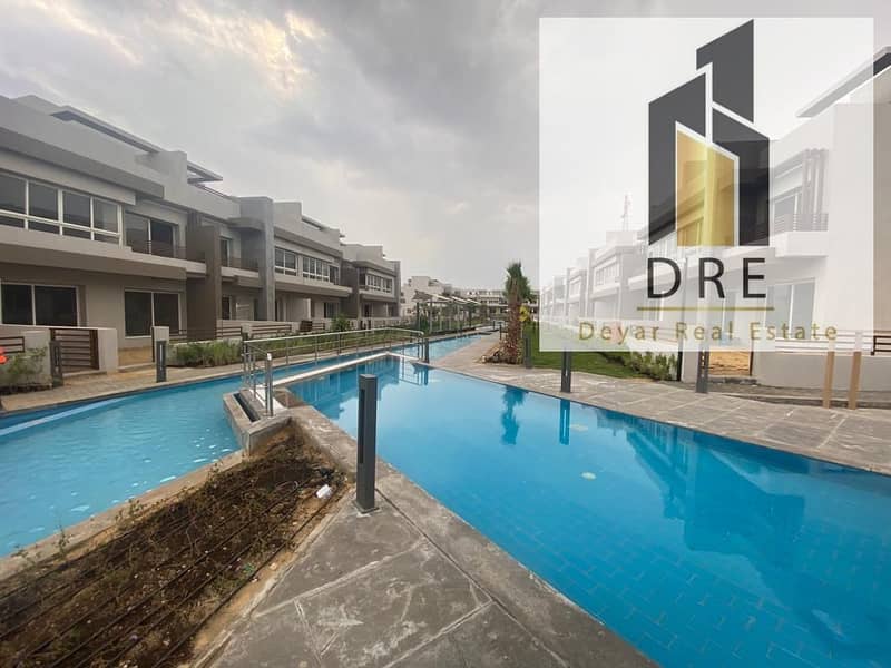 9 3e012b4f-6fbb-408c-b996-a445cbf7bbd2. jpg