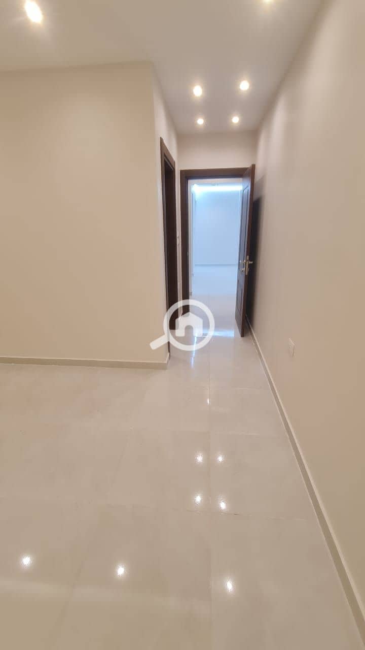 9 WhatsApp Image 2025-11-02 at 12.46. 13 PM. jpeg