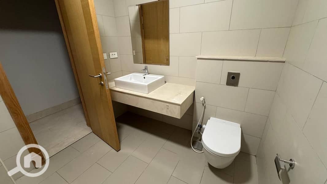 2 WhatsApp Image 2025-11-02 at 1.41. 12 PM. jpeg