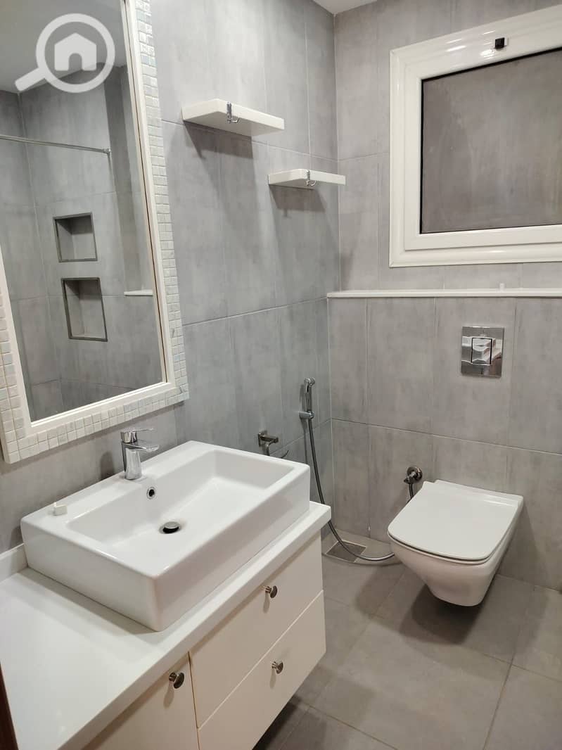 2 7a6e3169-604d-4e23-92f6-49ae57362a3e. jpg