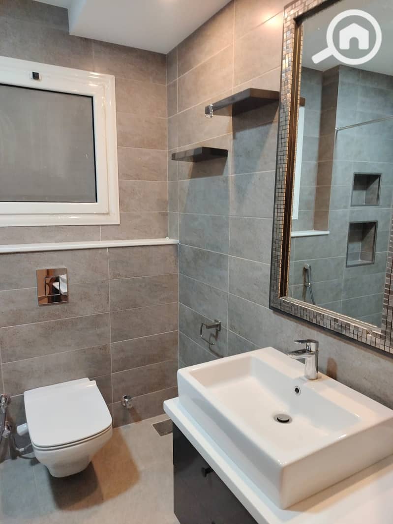 4 7deba7ff-e4fa-4b99-bab1-357f010611fb. jpg