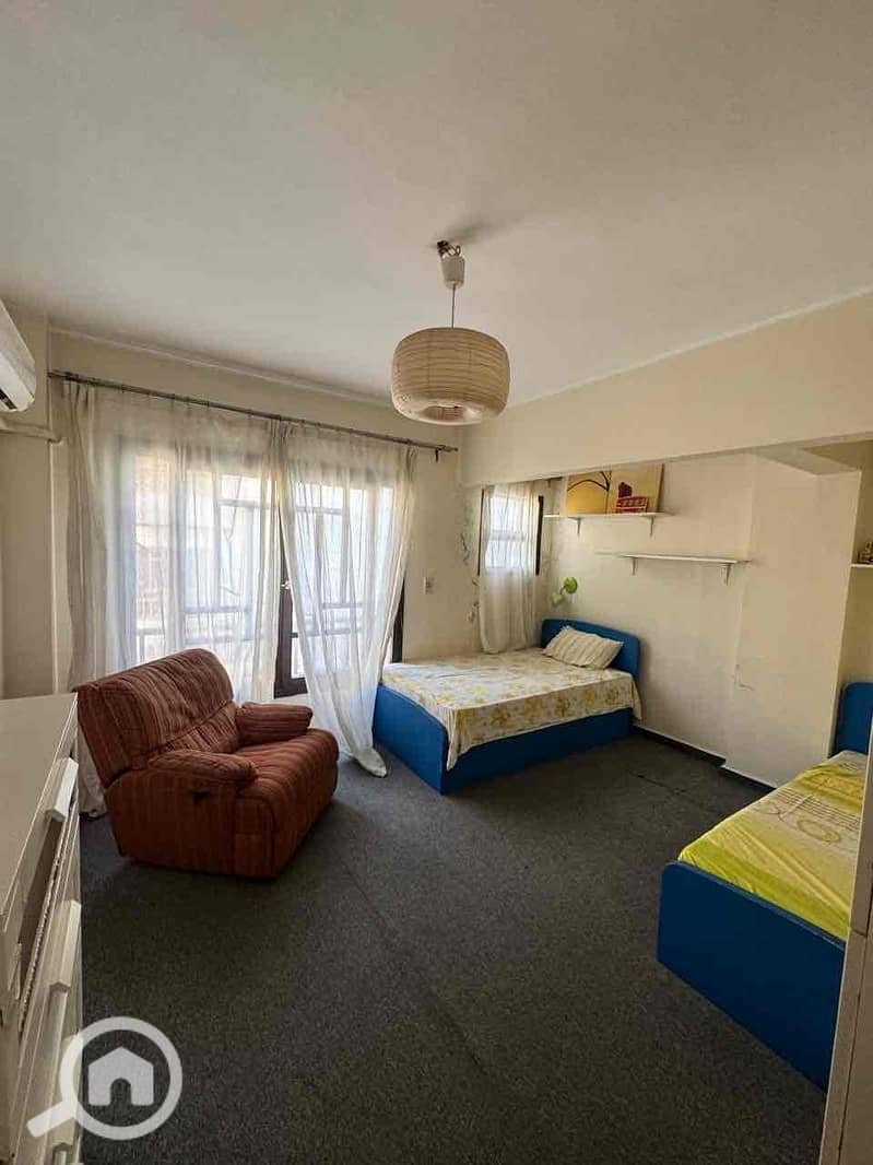 2 d388f82c-092c-4f37-960c-0dd64493491f. jpg