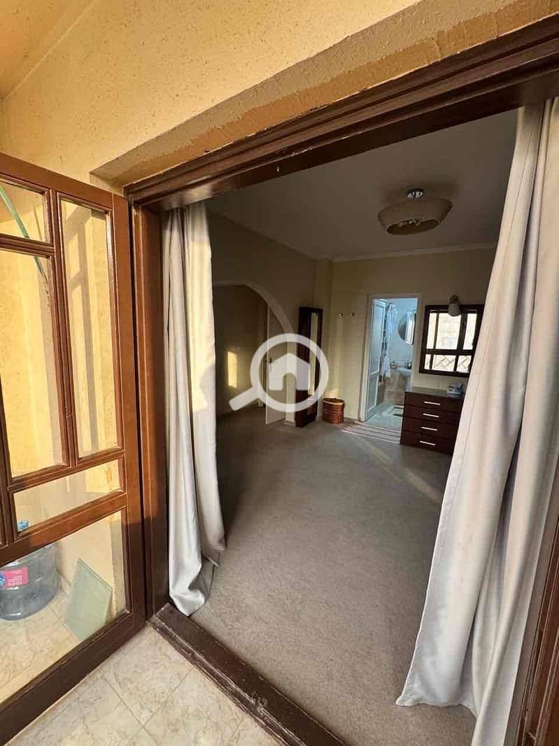 9 1459ec06-9b33-4924-b71a-2c53630e12ec. jpg