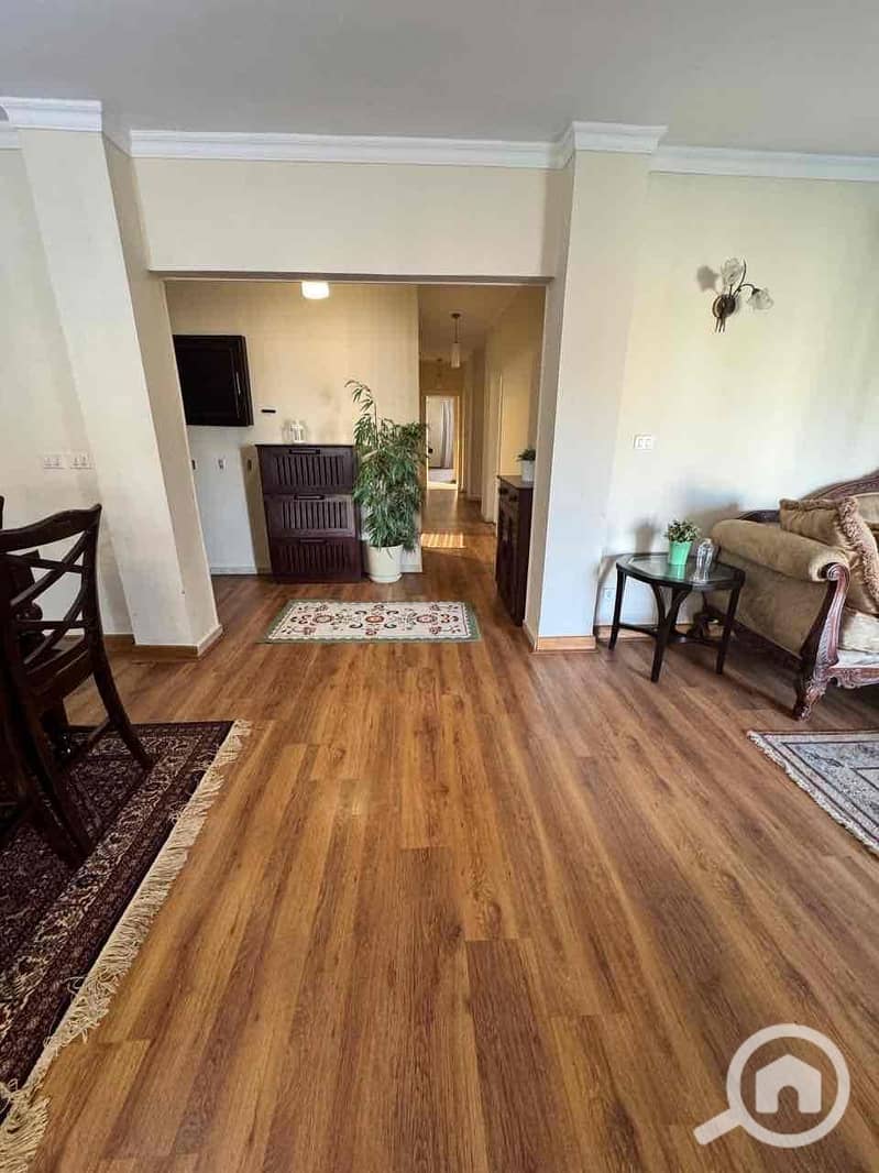 14 d097af81-42c2-4636-96c9-e0f861d3fc8c. jpg