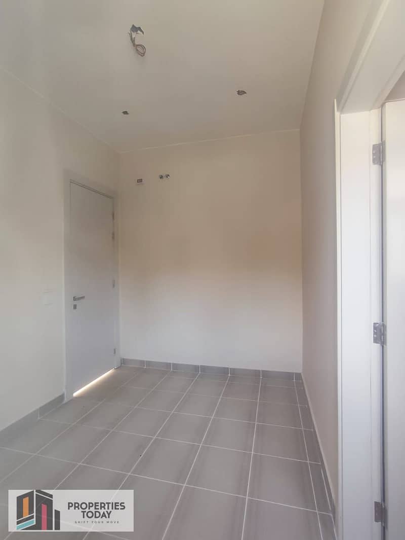 12 WhatsApp Image 2025-10-30 at 7.07. 09 PM. jpeg