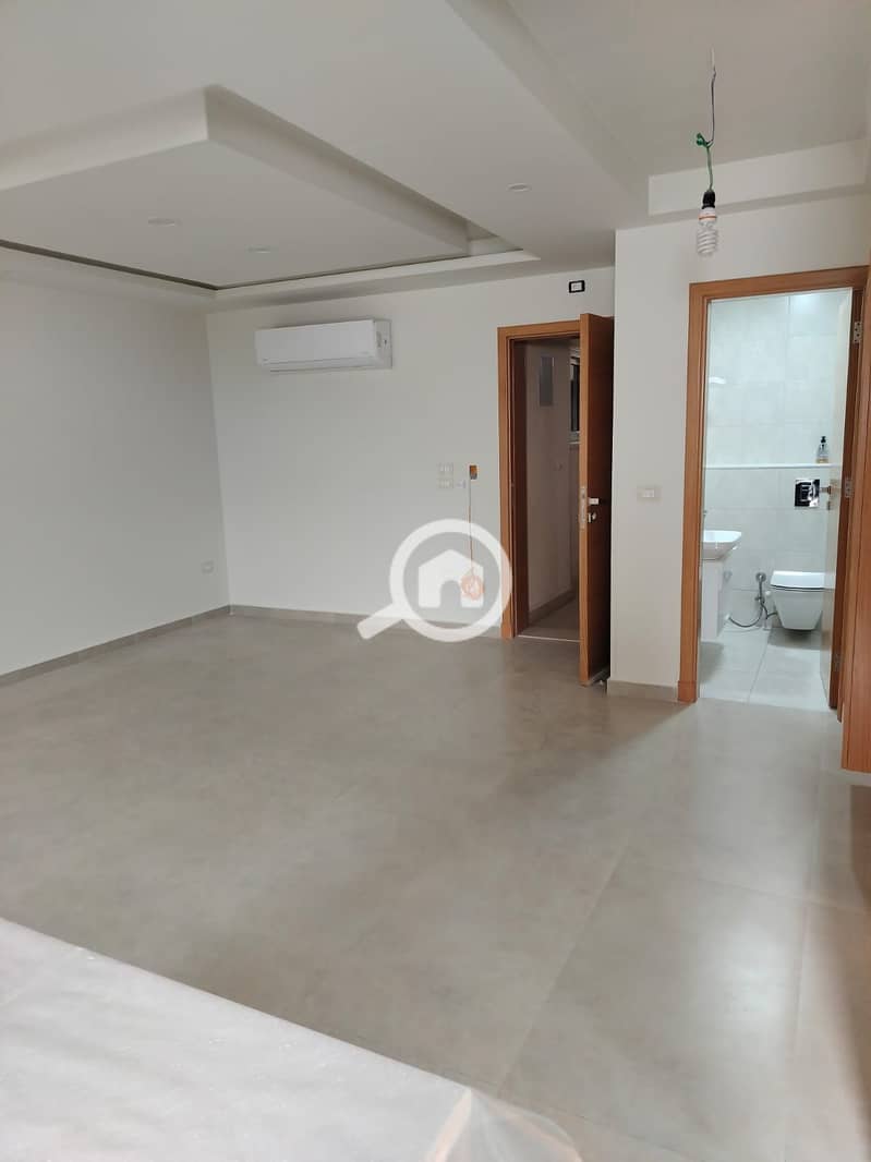 10 ba7aae7f-5cfe-4511-9ef1-777bf81db82c. jpg