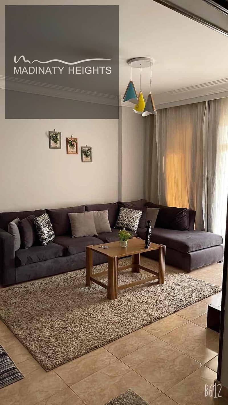 10 487b1ccb-b737-4a5a-9395-3084c5f32953. jpg