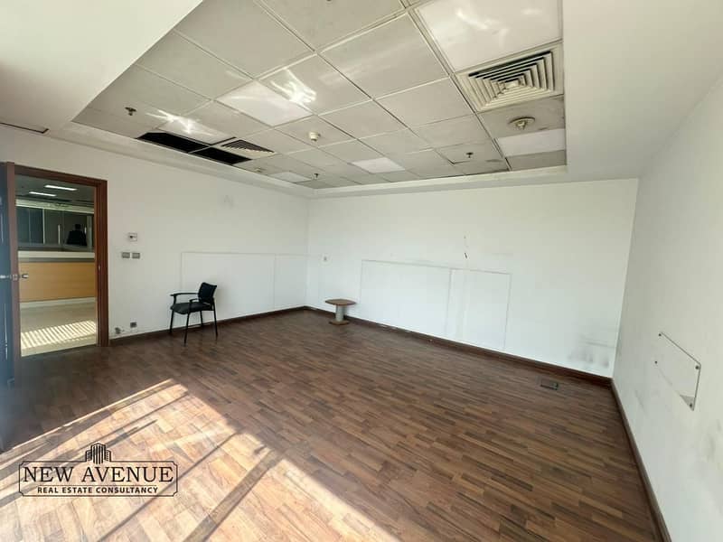 7 WhatsApp Image 2025-10-20 at 3.21. 44 PM (1). jpeg