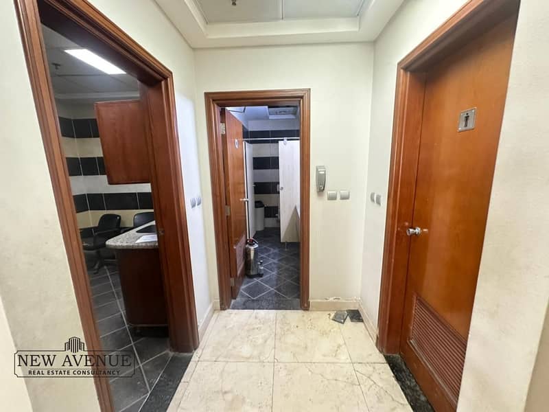 8 WhatsApp Image 2025-10-20 at 3.21. 44 PM. jpeg