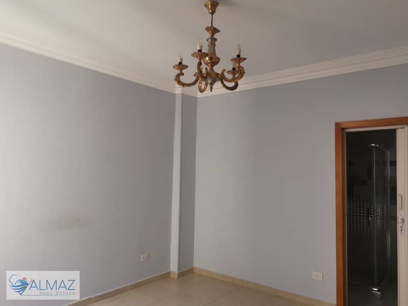 4 WhatsApp Image 2025-11-02 at 12.06. 59 PM. jpeg