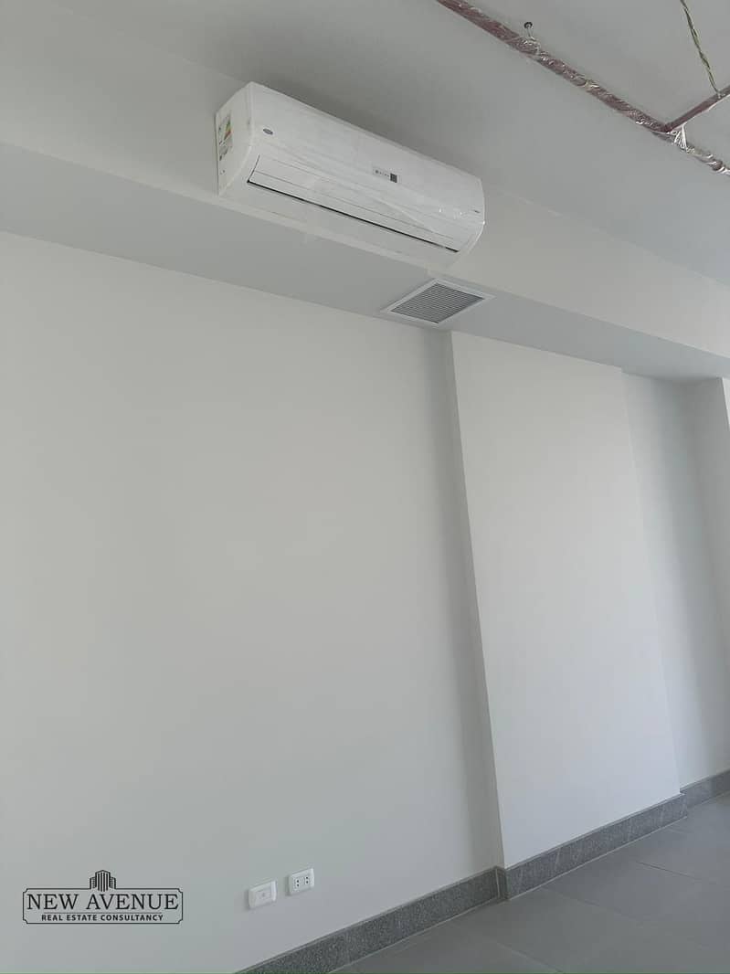 6 WhatsApp Image 2025-10-20 at 12.47. 55 PM (1). jpeg