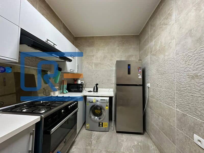 5 82d9aec4-81ae-415d-a56d-e2ec450cbd5d. jpg