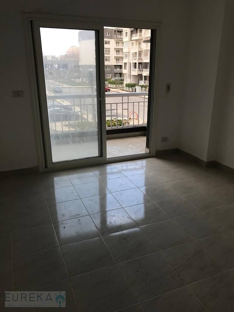 3 PHOTO-2025-10-28-18-58-22 (9). jpg