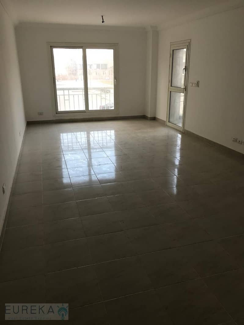 4 PHOTO-2025-10-28-18-58-19 (1). jpg