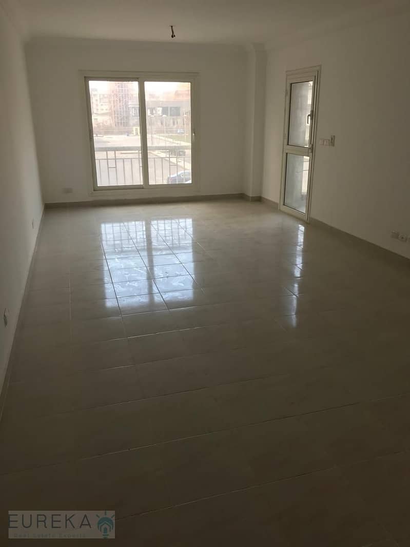 6 PHOTO-2025-10-28-18-58-19. jpg