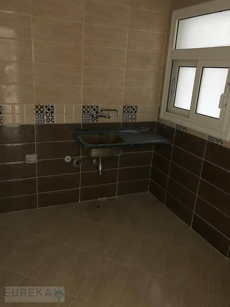 7 PHOTO-2025-10-28-18-58-20 (3). jpg