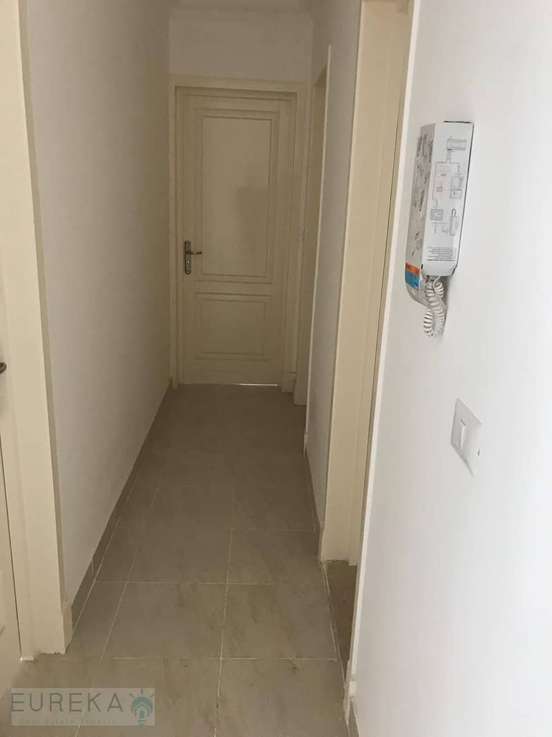 11 PHOTO-2025-10-28-18-58-21 (7). jpg