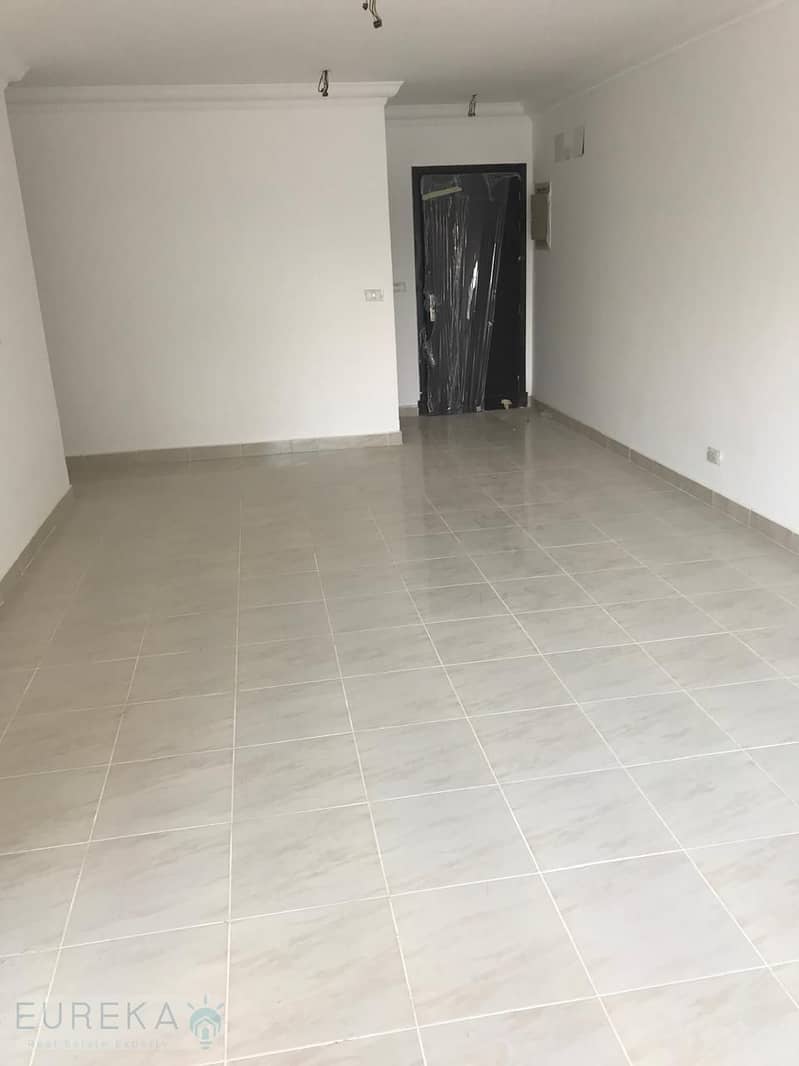 12 PHOTO-2025-10-28-18-58-21 (8). jpg