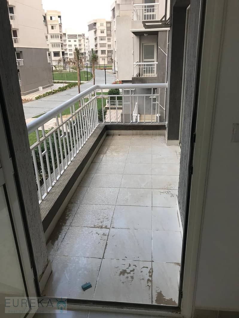 15 PHOTO-2025-10-28-18-58-20 (4). jpg