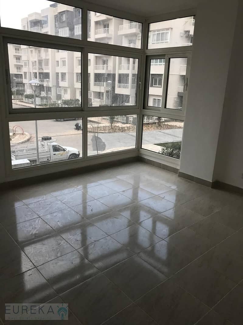 26 PHOTO-2025-10-28-18-58-25 (20). jpg