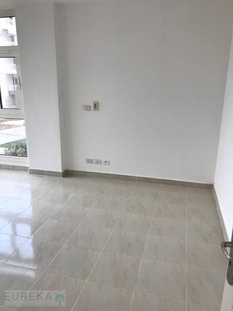 27 PHOTO-2025-10-28-18-58-25 (21). jpg