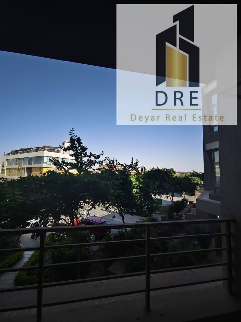 43cf30d9-9cb6-453b-bd10-5f418c58f762. jpg