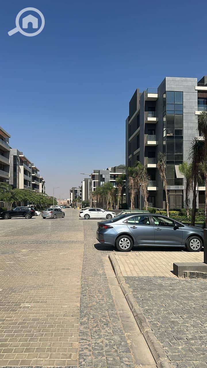 4 d0a41097-eaf1-4ab2-a7f2-d071c015b004. jpg