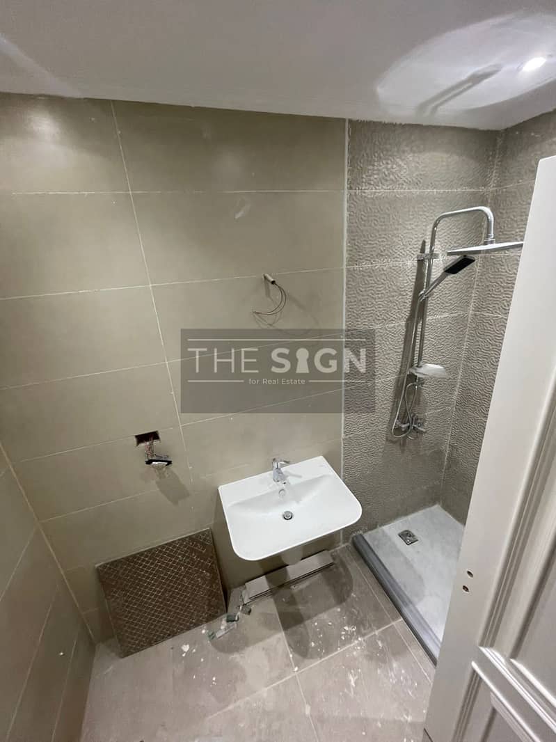 10 WhatsApp Image 2025-11-02 at 13.47. 20. jpeg