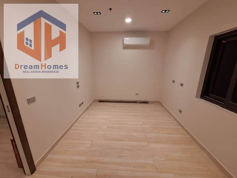 8 WhatsApp Image 2025-10-29 at 10.40. 47 PM. jpeg