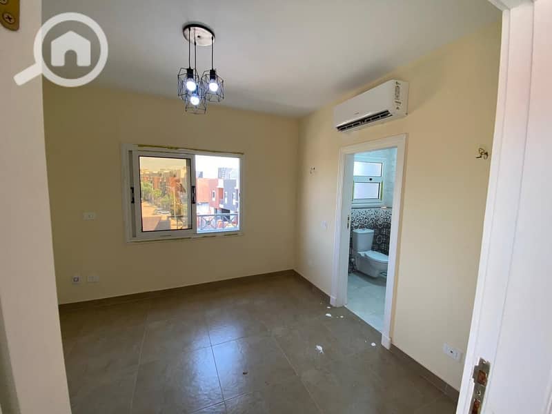 2 WhatsApp Image 2025-10-23 at 1.47. 16 PM (1). jpeg