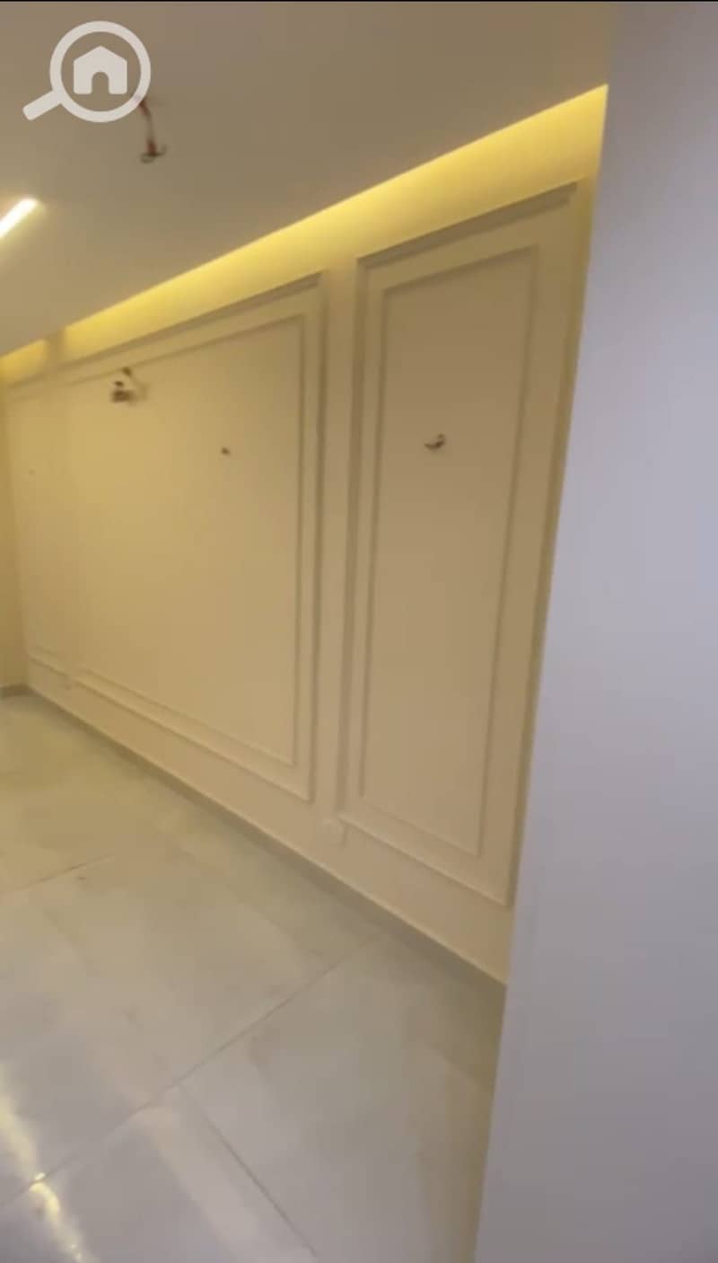 8 27859acb-18be-4421-990e-1d72baff3a71. jpg