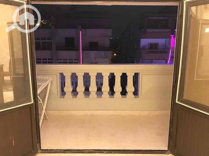 7 d979ac0e-7eb8-4f16-98ad-0fb98d4f6baa. jpg