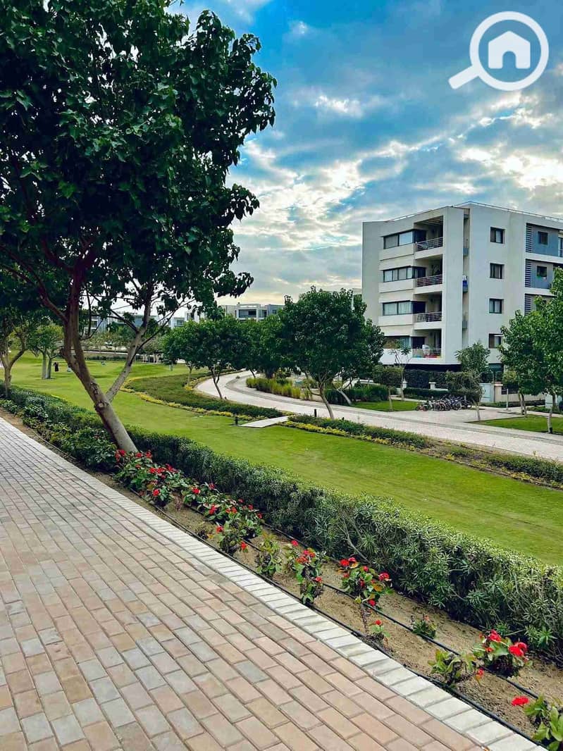 10 FB_IMG_1761988633715. jpg