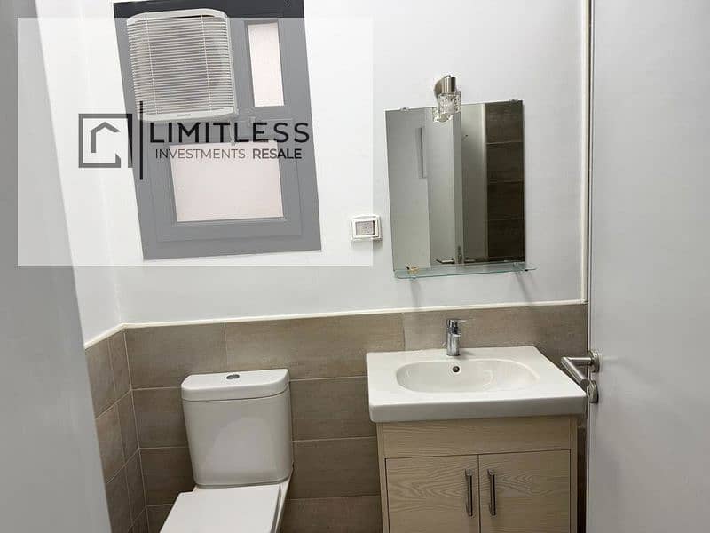 12 WhatsApp Image 2025-10-30 at 5.05. 13 PM (3)_800x600. jpg