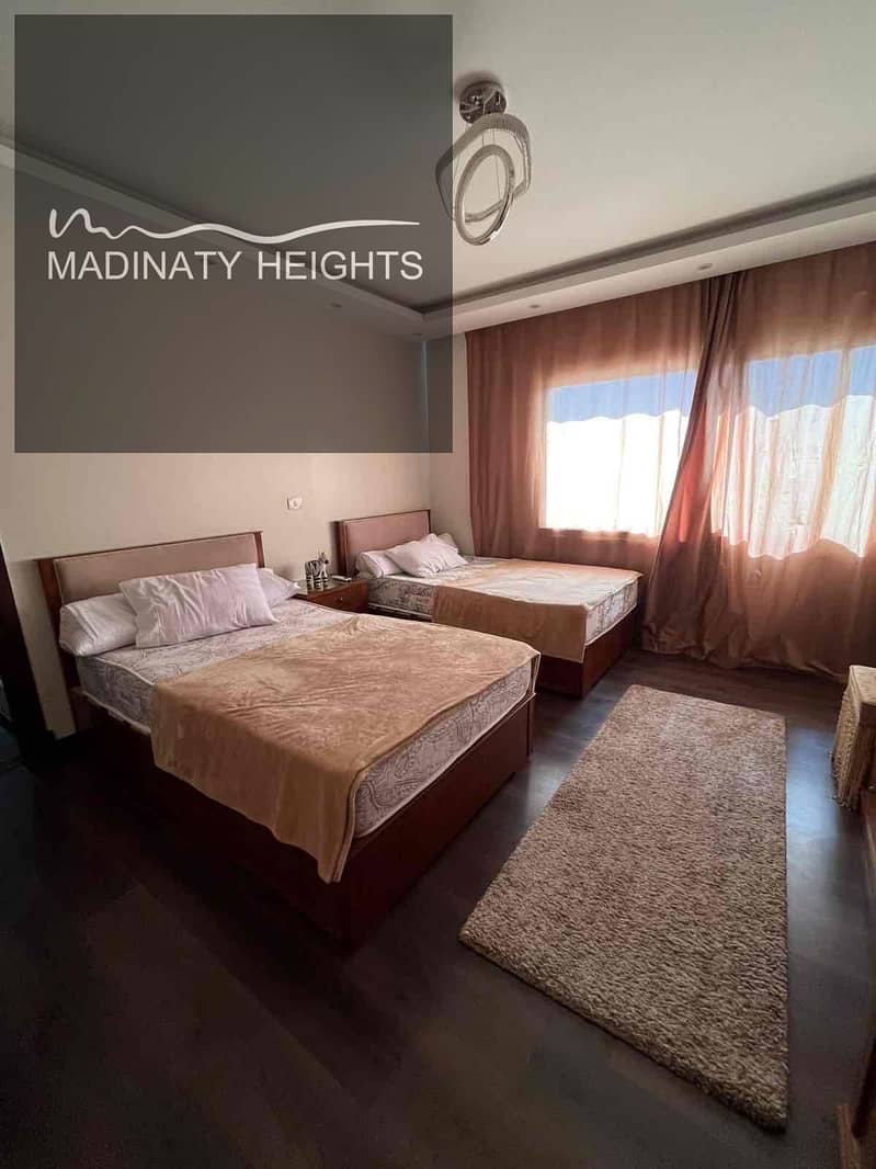 10 1df6af90-498b-4469-877c-1861473e16d9. jpg