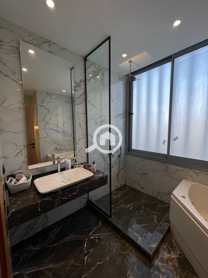 4 fa91c732-51a5-4dea-a5d3-a3c2f5f8e19c. jpg