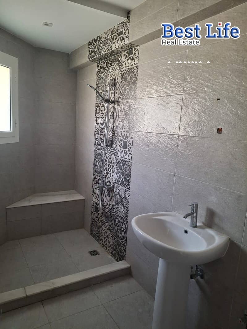 4 WhatsApp Image 2025-10-14 at 3.19. 50 PM (1). jpeg