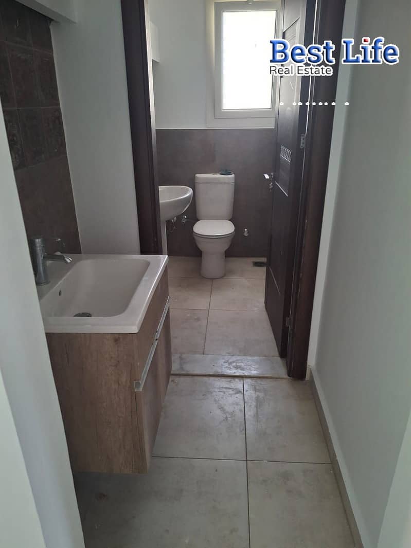 10 WhatsApp Image 2025-10-14 at 3.19. 45 PM. jpeg