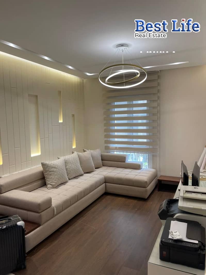 4 WhatsApp Image 2025-10-04 at 19.45. 53_ab946702. jpg