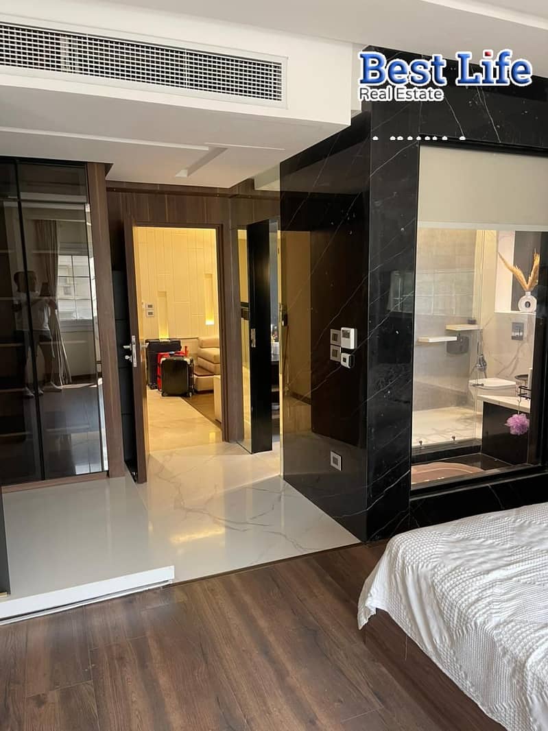 8 WhatsApp Image 2025-10-04 at 19.46. 02_611a8572. jpg