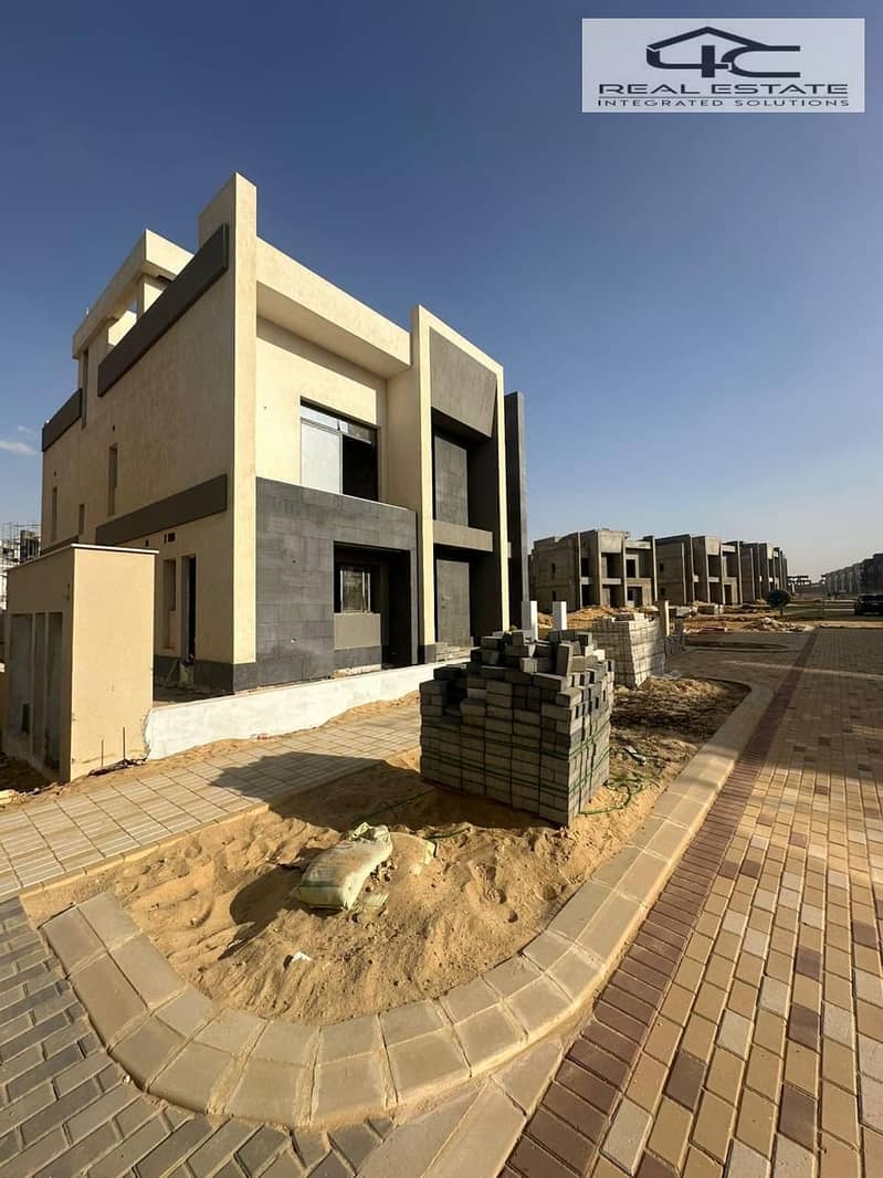 3 WhatsApp Image 2025-10-05 at 02.30. 44. jpeg