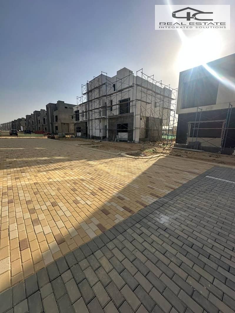 6 WhatsApp Image 2025-10-05 at 02.30. 46. jpeg