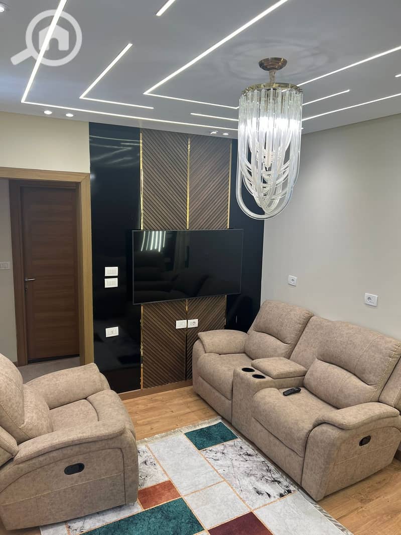 4 WhatsApp Image 2025-02-11 at 11.29. 53 PM (2). jpeg